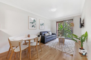 KOZYGURU Pyrmont Charming Split Level APT Free PARKING NPY313